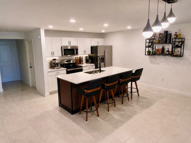 Photo - 6835 Broadwater Ln