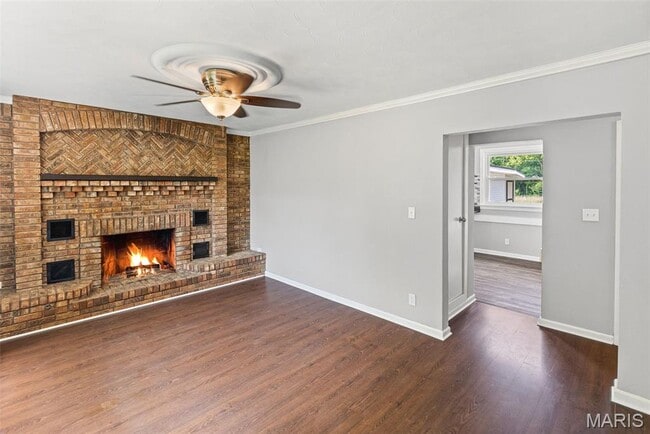 Photo - 227 Parkway Pl