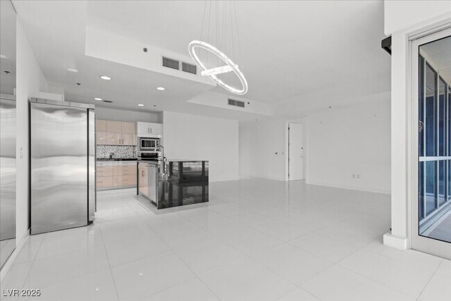 Photo - 4525 Dean Martin Dr Unit 1609