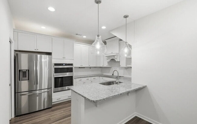 Photo - 99 Small Pine Ln