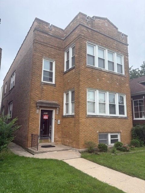 Building Photo - 5904 N Fairfield Ave Unit 2