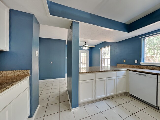 Photo - 3910 Cedar Forest Dr