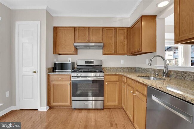 Photo - 908 Smartts Ln NE