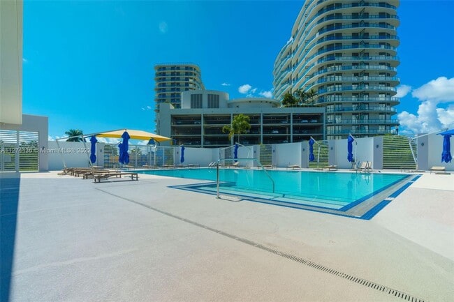 Photo - 15051 Royal Oaks Ln Unit 301