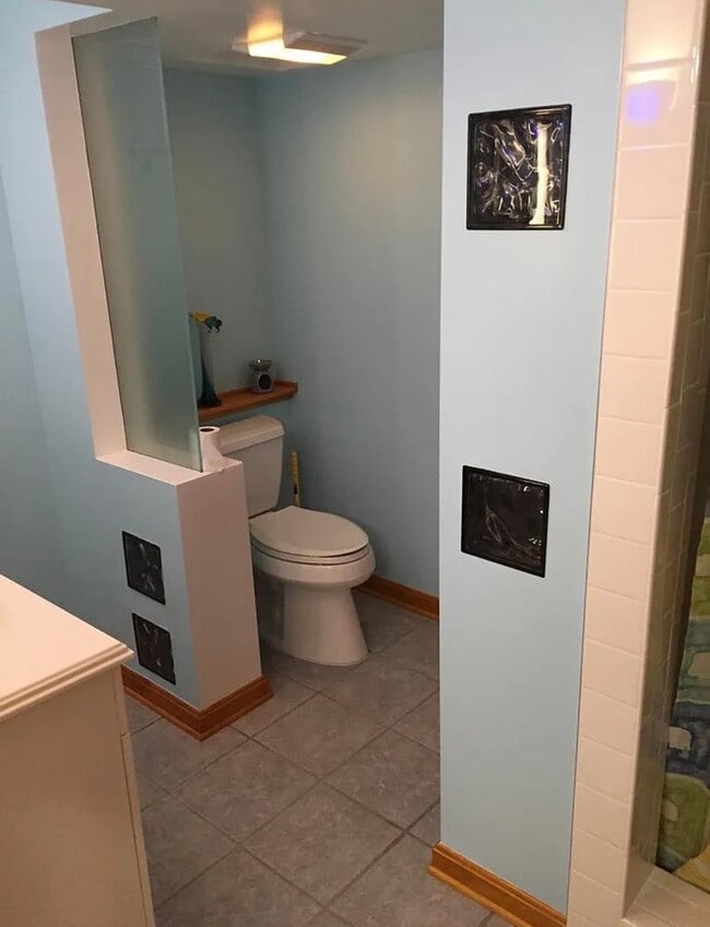 Photo - 4845 W 14th St