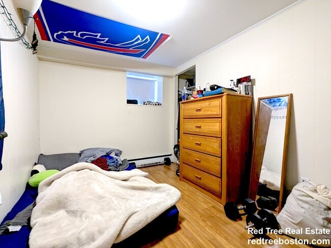 Photo - 19 Brighton Ave Unidad B