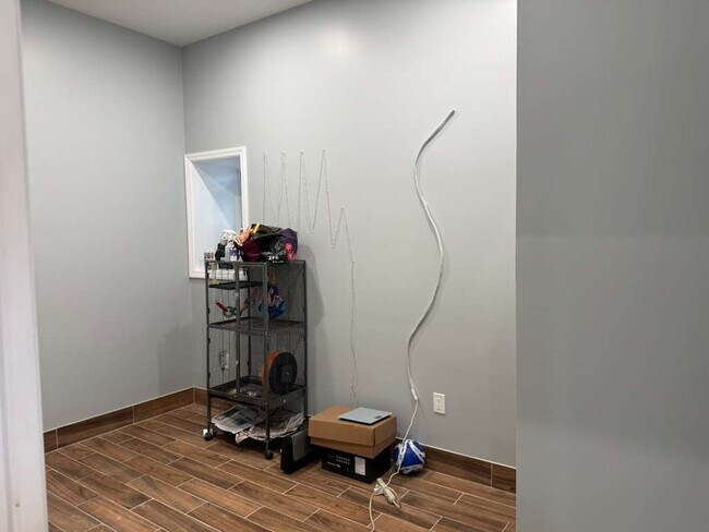 Photo - 100 E Valley Stream Blvd