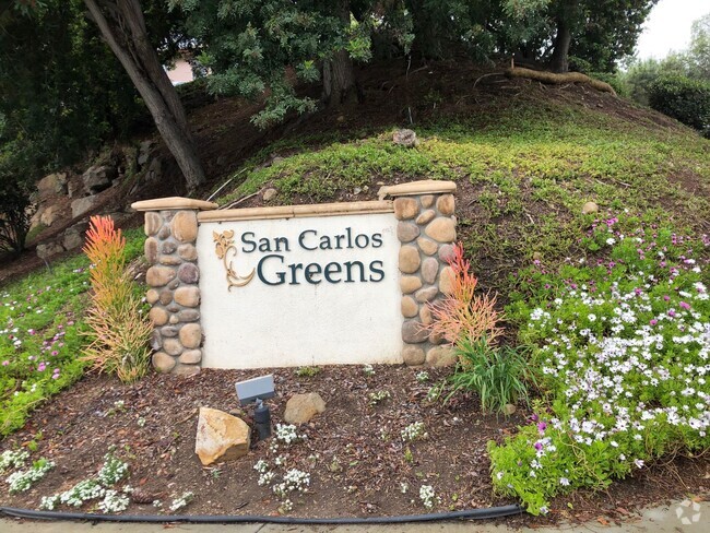 Building Photo - San Carlos 2/2 Upgraded Condo For Lease