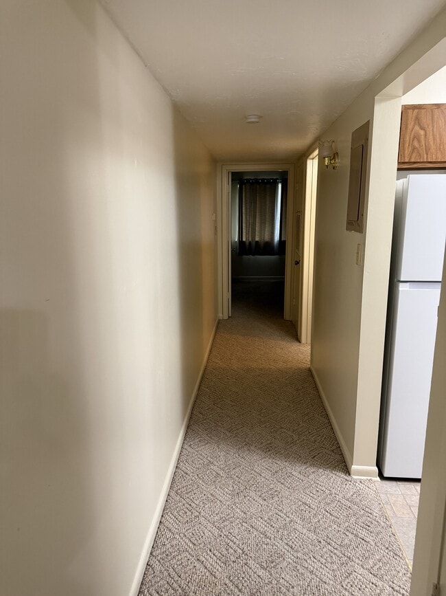 Photo - 126 N Meyers Dr