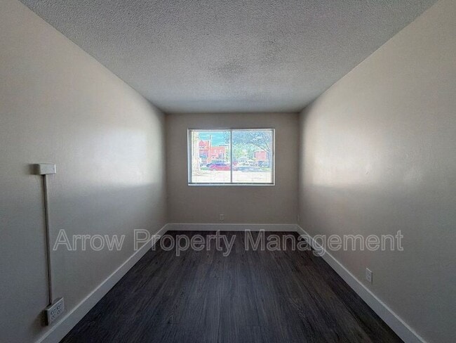 Photo - 1315 F St
