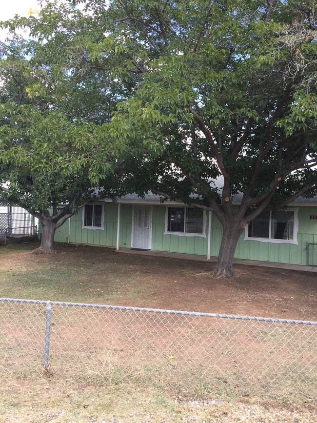 Photo - 1033 S 5th St