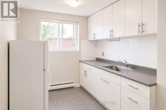 Photo - 153 Godfrey Dr Unit 3