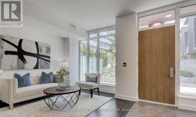 Photo - 121 McMahon Dr
