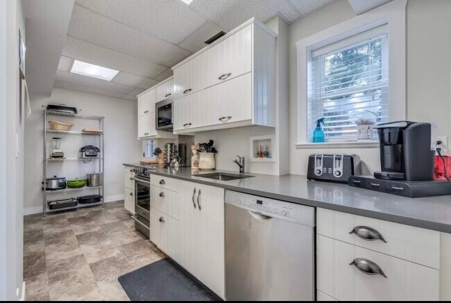 Photo - 19340 Hammond Rd