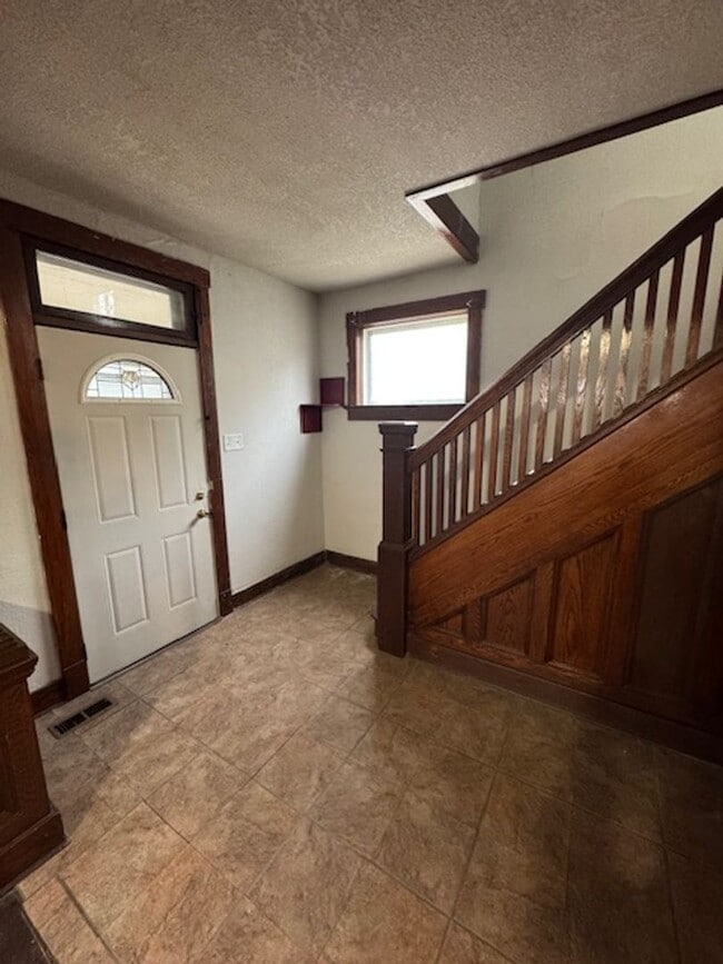 Photo - 2118 Drexel Ave