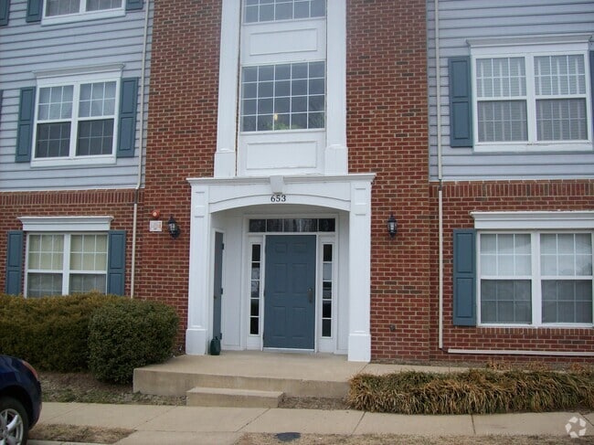 Building Photo - 653 Constellation Square SE Rental