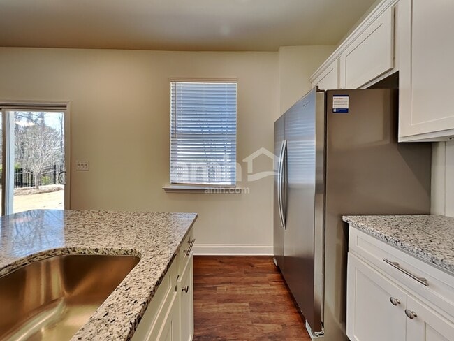 Photo - 4762 Tributary Ln