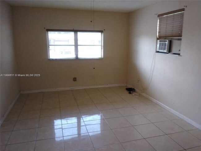 Photo - 4121 Thomas St Apartment Unit 1