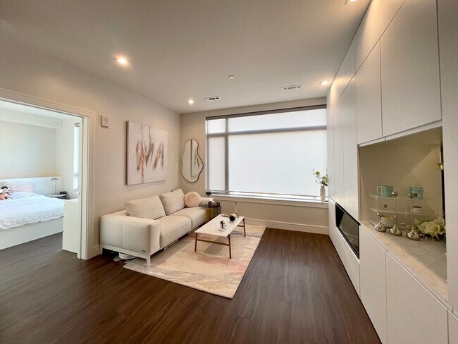 Photo - 99 Sumner St Unit 306