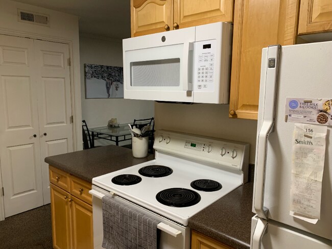 Photo - 577 N 100 W St Unit 103