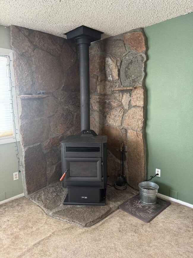 Photo - 1004 W Rochester Ave