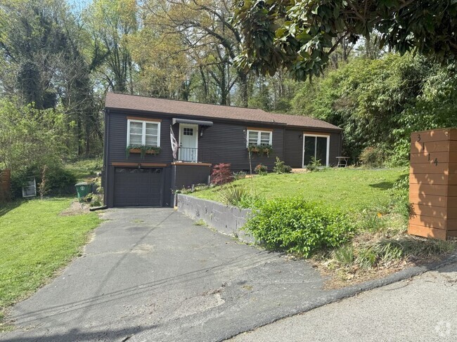 Building Photo - 3114 Moseley Cir Rental
