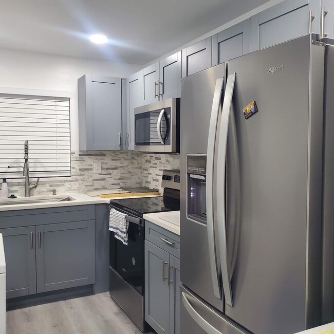 Building Photo - 2001 Woolbright Rd Unit F101 Rental