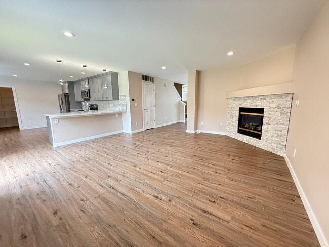Photo - Move in Ready Luxury 4 Bedroom, 2.5 bath h...