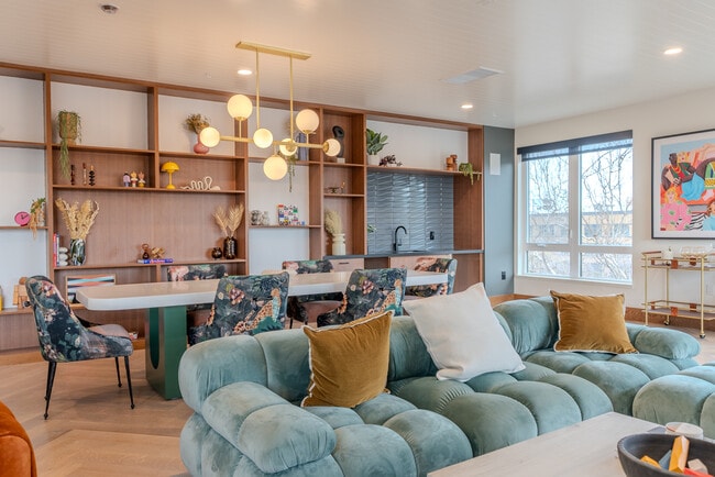 The Bernice - The Bernice Apartamentos