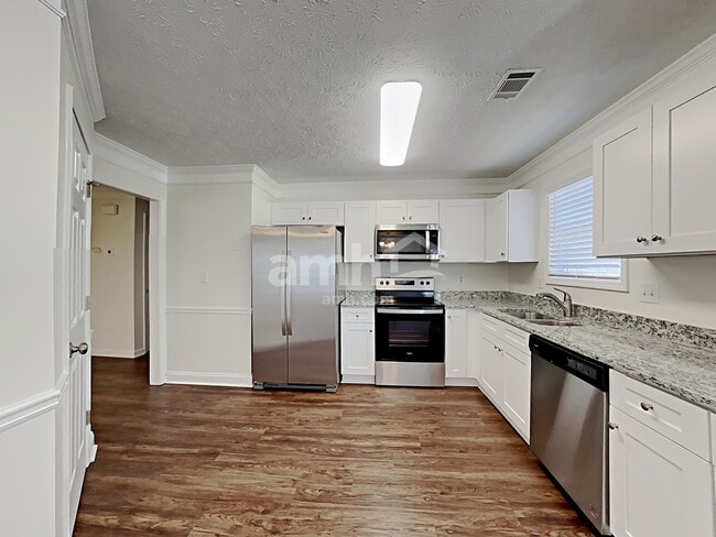 Photo - 1772 N Oak Dr