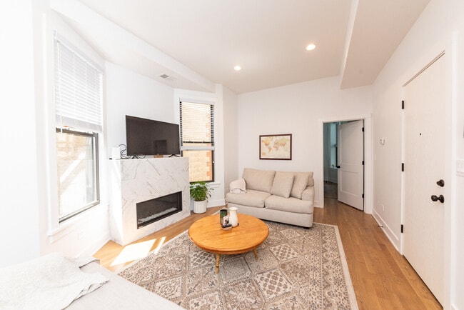 Photo - 3517 N Reta Ave Unit 2F