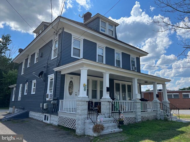 Building Photo - 25 Robbinsville Allentown Rd Rental