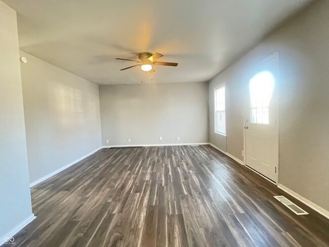 Photo - 5225 E 34th St