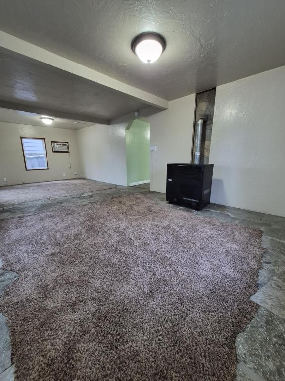 Photo - 230 SW Spring St