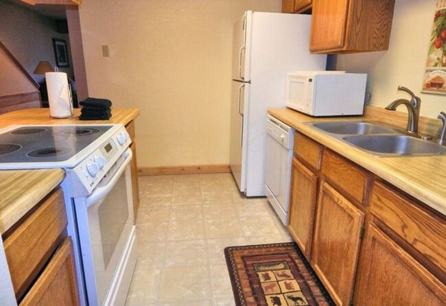 412 S Ridge St Unit SI ID1267470P