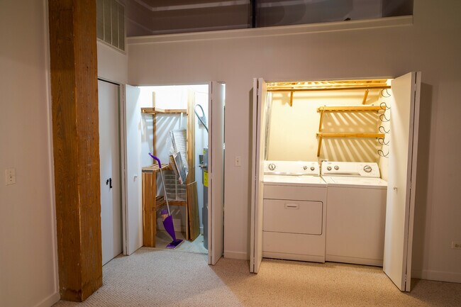 Photo - 701 W Jackson Blvd Unit 402B