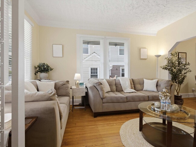 2304 Burke Ave Unit SI ID1633300P