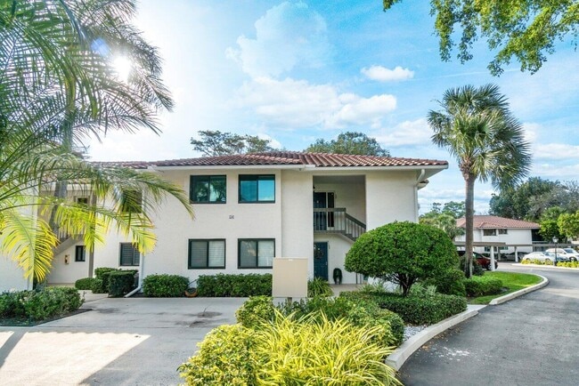 Photo - 50 Pelican Pointe Dr Unit 2050