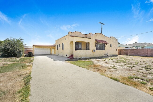 Photo - 11145 Central Ave