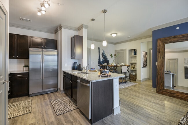 Building Photo - 4 Weeks Rent-Free – Move In Today! Unit ASPA Rental