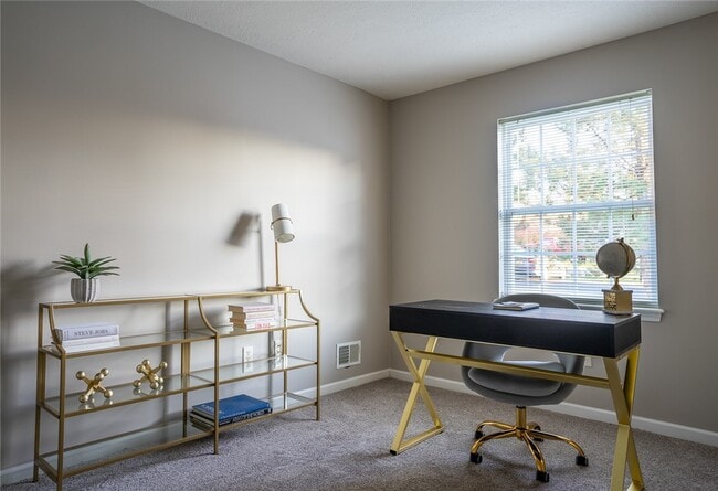 Photo - 17 Captains Cove Ln