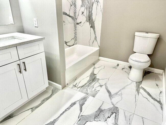 Photo - 40 Vroom St Unit 1A