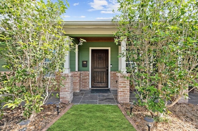 Photo - 1526 Adkins Rd