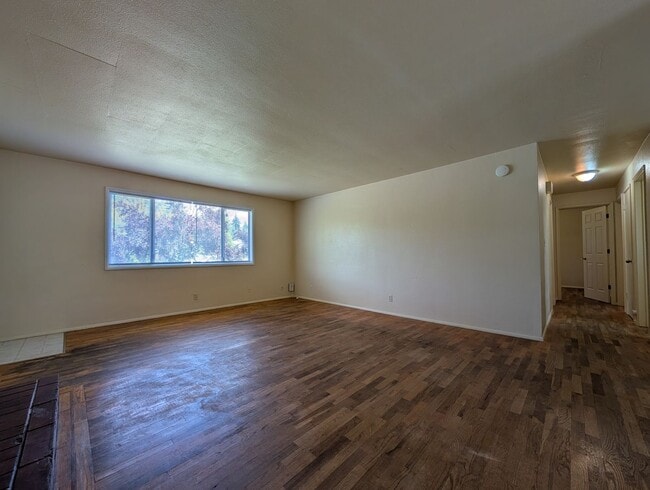 Photo - Ranch Style 3-Bedroom, 1-Bath Home In East Eugene!