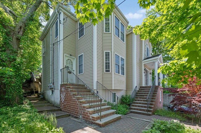 Photo - 122 Massachusetts Ave