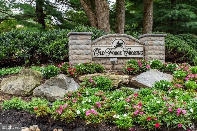 Building Photo - 496 Old Forge Crossing Unit 496 Rental
