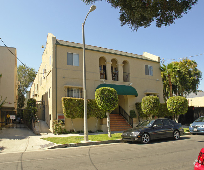 Building Photo - Curson Apartments