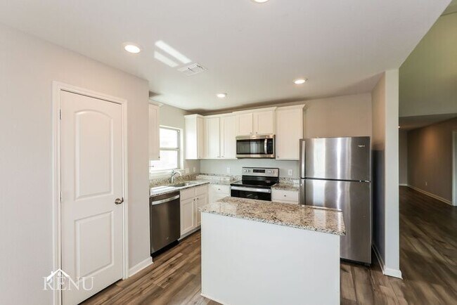 Photo - 178 Drifter Dr