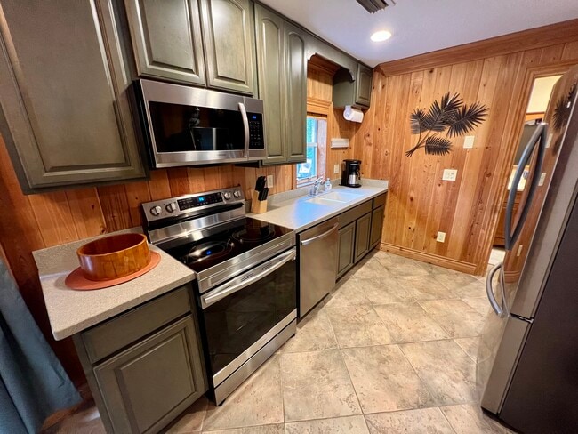 Photo - 2162 SW Perry Ter Unit Private Apartment