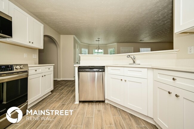 Photo - 255 Heaton Pl Trail